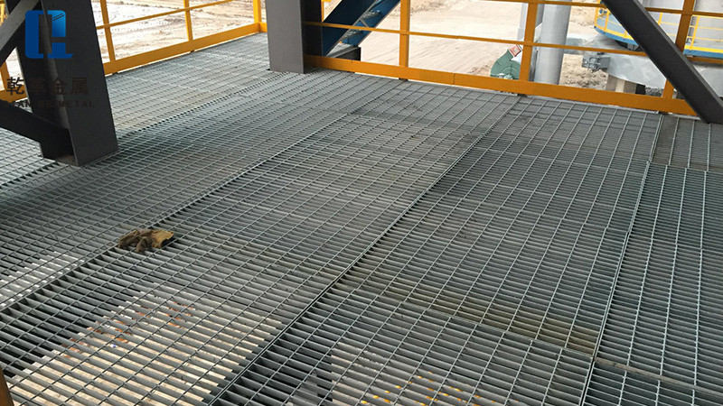 平台熱鍍鋅鋼格闆案例